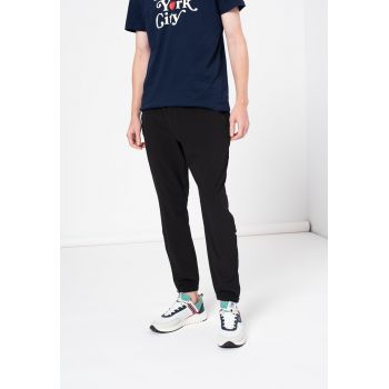 Pantaloni sport cu talie elastica