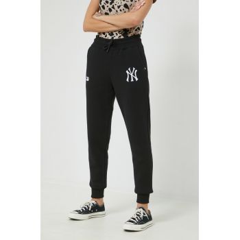 47brand Pantaloni culoarea negru, cu imprimeu la reducere