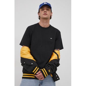 Vans Tricou din bumbac culoarea negru, material neted