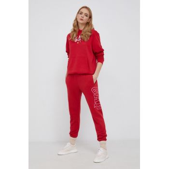 GAP Pantaloni femei, culoarea rosu, cu imprimeu