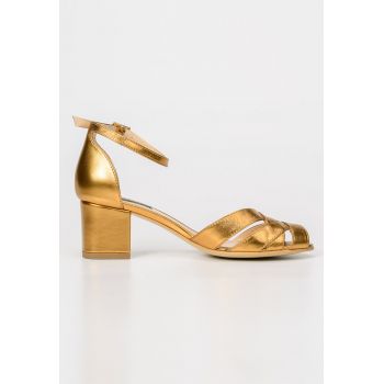 Sandale de piele cu aspect metalizat Sandale de piele cu aspect metalizat