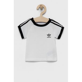 Adidas Originals Tricou de bumbac pentru copii DV2824 culoarea alb, cu imprimeu