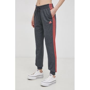 Adidas Pantaloni HE9366 femei, culoarea gri, material neted
