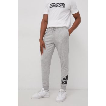 Adidas Pantaloni GK8978 bărbați, cu imprimeu