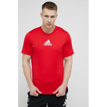 adidas tricou de antrenament GM4318 culoarea rosu, neted