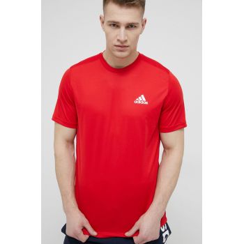 adidas tricou de antrenament GM2108 culoarea rosu, neted