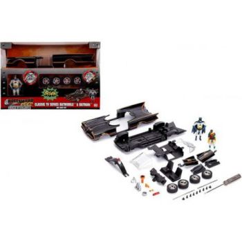 Masinuta Batman Build And Collect Scara 1 La 24