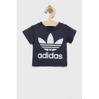 adidas Originals tricou de bumbac pentru copii HE2190 culoarea albastru marin, neted ieftin