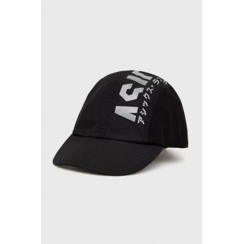 Asics șapcă culoarea negru, cu imprimeu ieftina