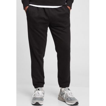 Pantaloni sport cu buzunare