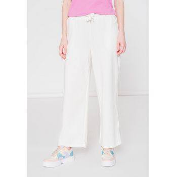 Pantaloni sport cu snur in talie Byunita