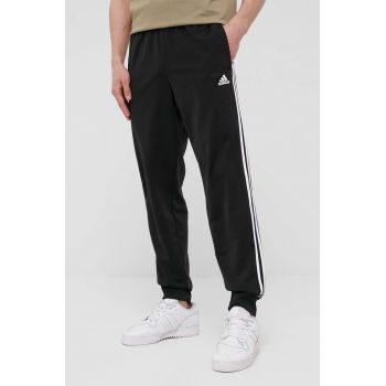 adidas pantaloni H46105 bărbați, culoarea negru, cu imprimeu H46105 de firma originali