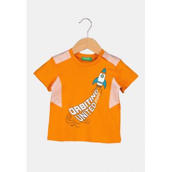 Tricou cu imprimeu grafic