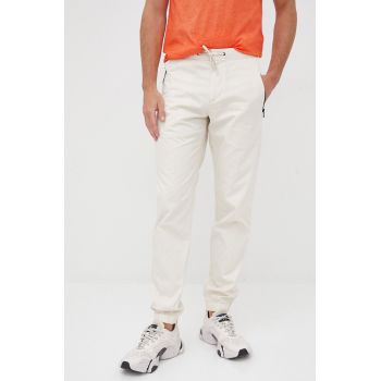 Sisley pantaloni de bumbac barbati, culoarea bej, jogger