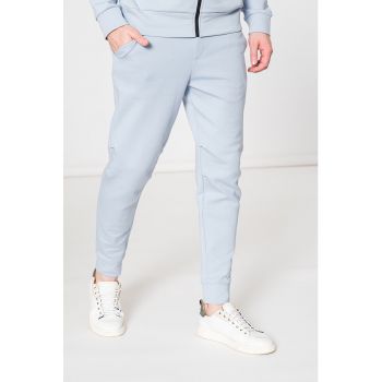Pantaloni sport cu talie ajustabila