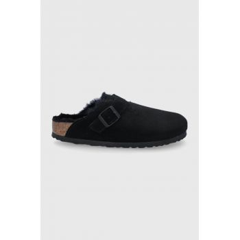 Birkenstock papuci din piele intoarsa Boston culoarea negru, 259883