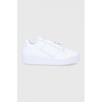 adidas Originals ghete de piele Forum Bold culoarea alb FY9042