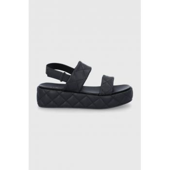 Aldo sandale Cossette femei, culoarea negru, cu platforma