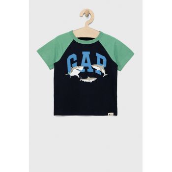 GAP tricou de bumbac pentru copii culoarea albastru marin, cu imprimeu