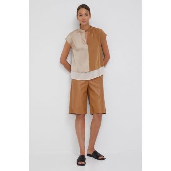 Sisley pantaloni scurti femei, culoarea bej, neted, high waist ieftini