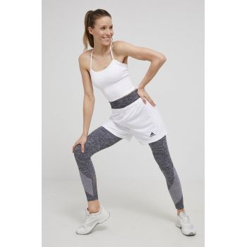 adidas Performance pantaloni scurți de antrenament femei, culoarea alb, neted, medium waist