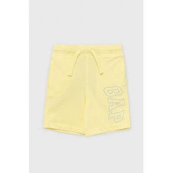 GAP pantaloni scurti copii culoarea galben, talie reglabila