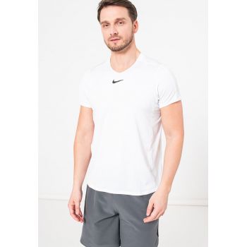 Tricou slim fit cu tehnologie Dri-Fit pentru tenis Court Advantage