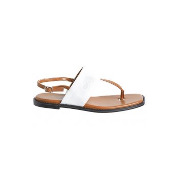 Sandale cu bareta separatoare si insertii de piele Sandale cu bareta separatoare si insertii de piele