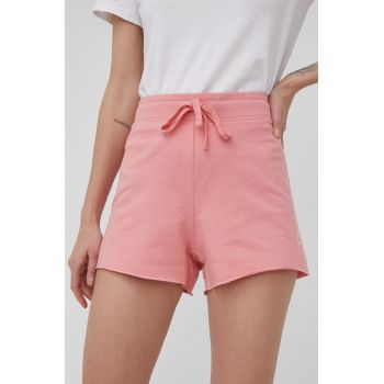 GAP pantaloni scurti femei, culoarea roz, cu imprimeu, medium waist