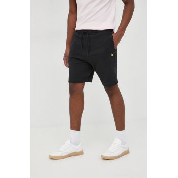 Lyle & Scott pantaloni scurti din bumbac barbati, culoarea negru ieftini