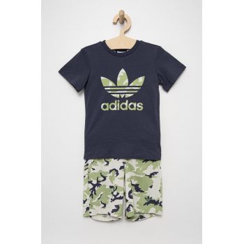 adidas Originals set de bumbac pentru copii HE6928 culoarea albastru marin ieftin