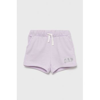 GAP pantaloni scurti copii culoarea violet, cu imprimeu, talie reglabila ieftini