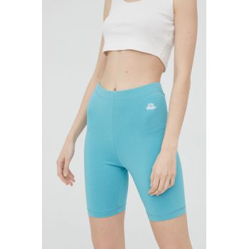 Champion pantaloni scurți 114940 femei, culoarea turcoaz, neted, medium waist 114940-BS148 de firma originali