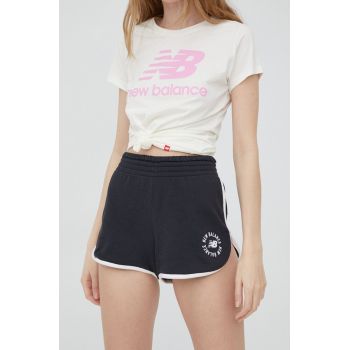 New Balance pantaloni scurti WS21800BK femei, culoarea negru, cu imprimeu, high waist