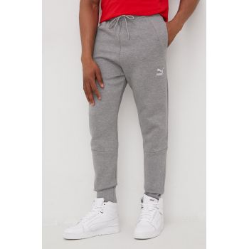 Puma pantaloni de trening 531512 barbati, culoarea gri, neted