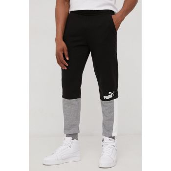Puma pantaloni de trening 848007 barbati, culoarea negru, cu imprimeu