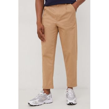 Tommy Jeans pantaloni barbati, culoarea bej, cu fason chinos