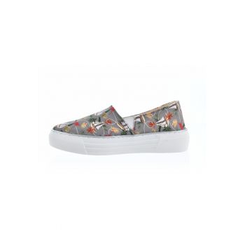 Pantofi slip-on cu model Pantofi slip-on cu model
