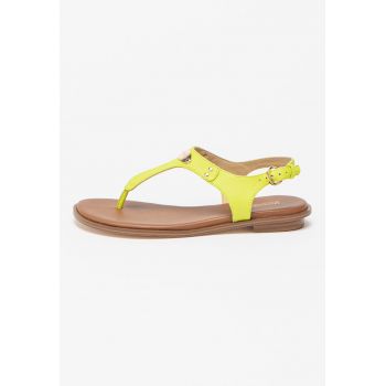 Sandale de piele cu bareta separatoare si aspect texturat Plate Sandale de piele cu bareta separatoare si aspect texturat Plate