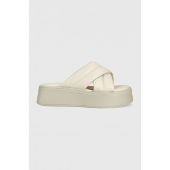Vagabond slapi de piele Courtney femei, culoarea bej, cu platforma