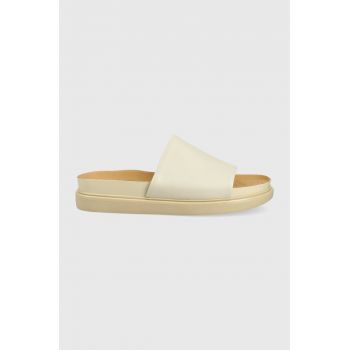 Vagabond slapi de piele Erin femei, culoarea bej, cu platforma