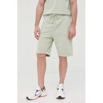 United Colors of Benetton pantaloni scurti din bumbac barbati, culoarea verde