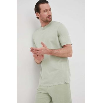 United Colors of Benetton tricou din bumbac culoarea verde, neted