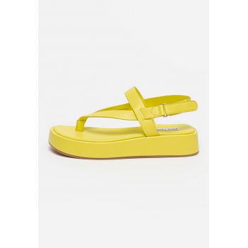 Sandale wedge de piele ecologica cu bareta separatoare Big Time
