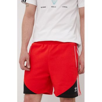 adidas Originals pantaloni scurți HC2092 barbati, culoarea rosu HC2092-VRED/BLK