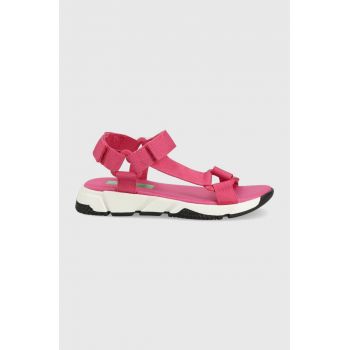 United Colors of Benetton sandale copii culoarea roz ieftine