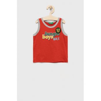 United Colors of Benetton top din bumbac pentru copii culoarea rosu, cu imprimeu