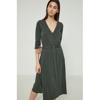 Medicine rochie culoarea verde, midi, evazati