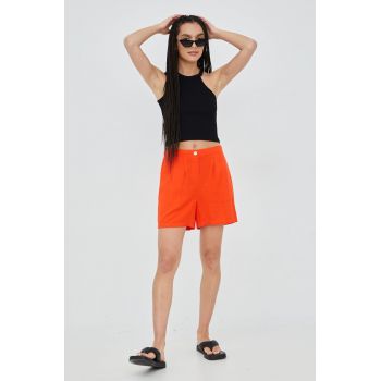 Vero Moda pantaloni scurți din amestec de in femei, culoarea portocaliu, neted, high waist
