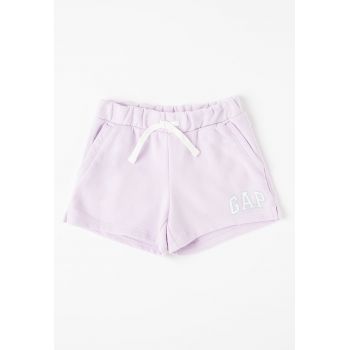 Pantaloni scurti cu buzunare oblice
